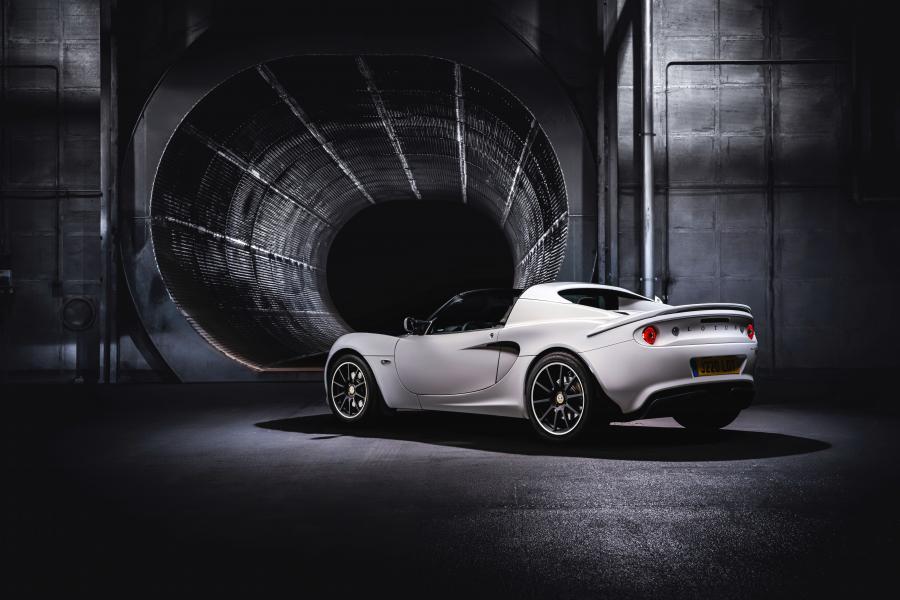  Lotus Elise Sport 220 2015 года  (фото 21 из 21)